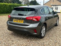 USED 2018 68 FORD FOCUS 1.0T EcoBoost Zetec Hatchback 5dr Petrol Manual Euro 6 (s/s) (125 ps) 56098 miles