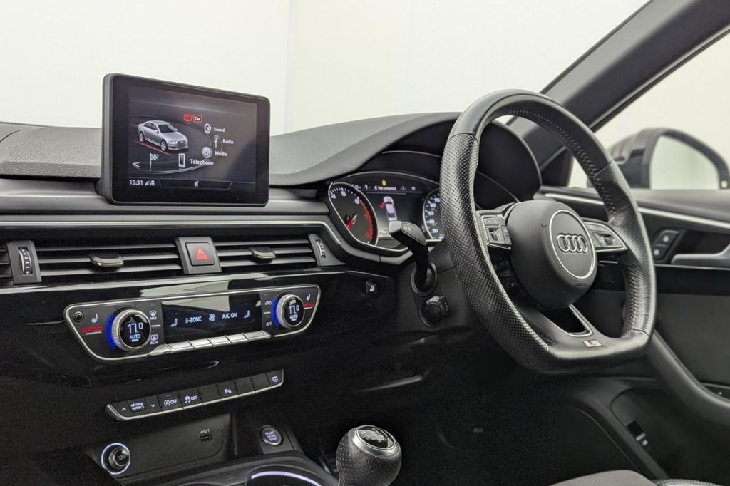 USED 2019 19 AUDI A4 2.0 TFSI 35 Black Edition Saloon 4dr Petrol Manual Euro 6 (s/s) (150 ps) Car Play, Sat Nav, Sensors