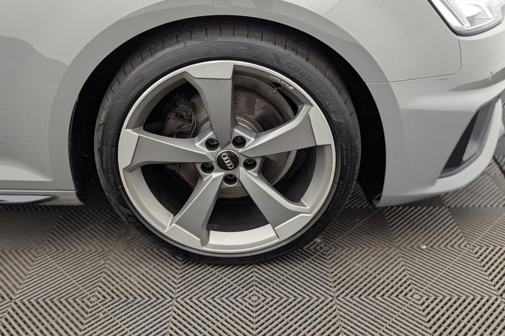 USED 2019 19 AUDI A4 2.0 TFSI 35 Black Edition Saloon 4dr Petrol Manual Euro 6 (s/s) (150 ps) Car Play, Sat Nav, Sensors