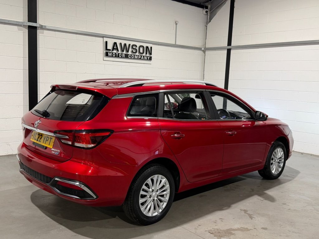 USED 2022 22 MG MG5 61.1kWh Exclusive Long Range Estate 5dr Electric Auto (156 ps) 