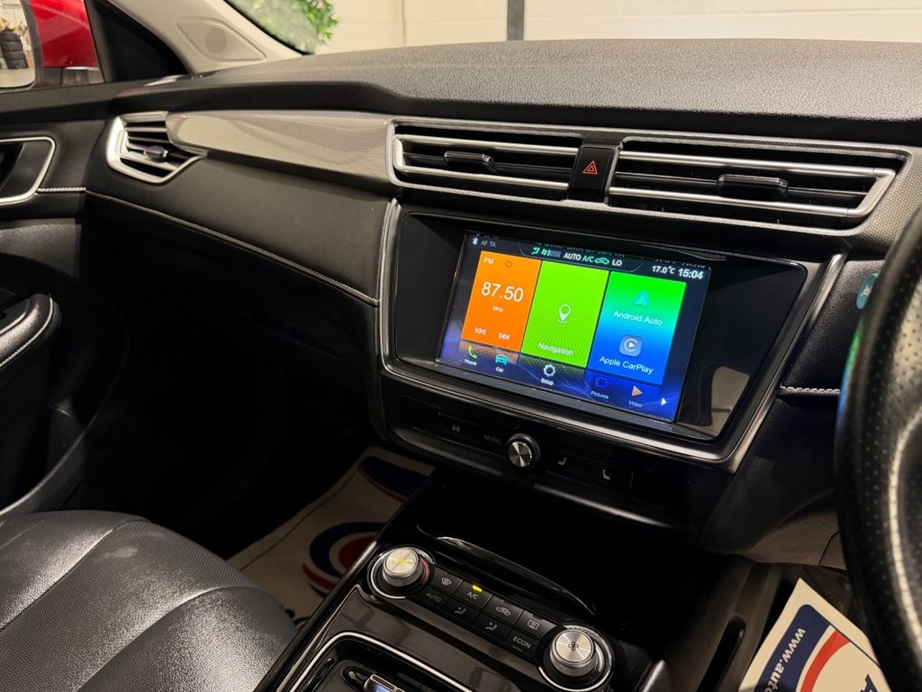 USED 2022 22 MG MG5 61.1kWh Exclusive Long Range Estate 5dr Electric Auto (156 ps) 