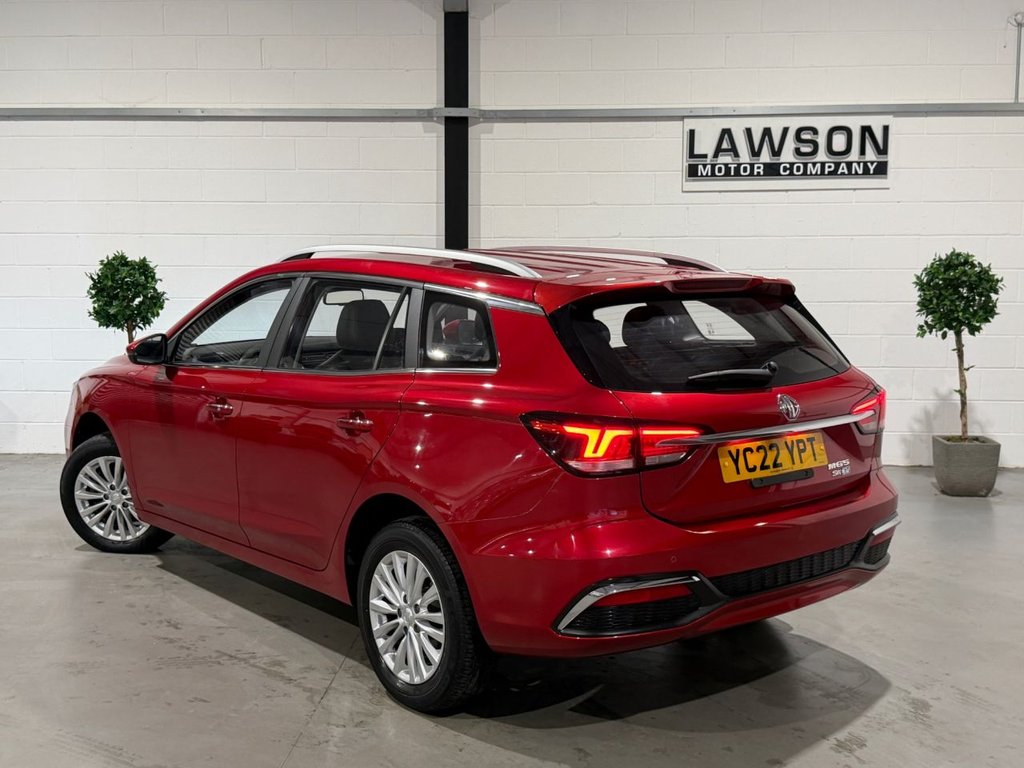 USED 2022 22 MG MG5 61.1kWh Exclusive Long Range Estate 5dr Electric Auto (156 ps) 