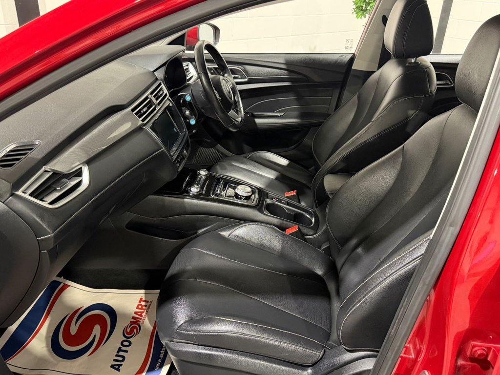 USED 2022 22 MG MG5 61.1kWh Exclusive Long Range Estate 5dr Electric Auto (156 ps) 
