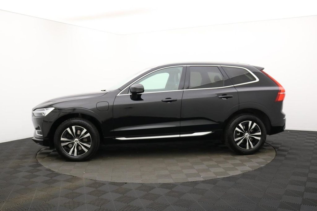 USED 2021 21 VOLVO XC60 2.0h T6 Recharge 11.6kWh Inscription Expression SUV 5dr Petrol Plug-in Hybrid Auto AWD Euro 6 (s/s) (340 ps) 4WD, Pan Roof, Sat Nav