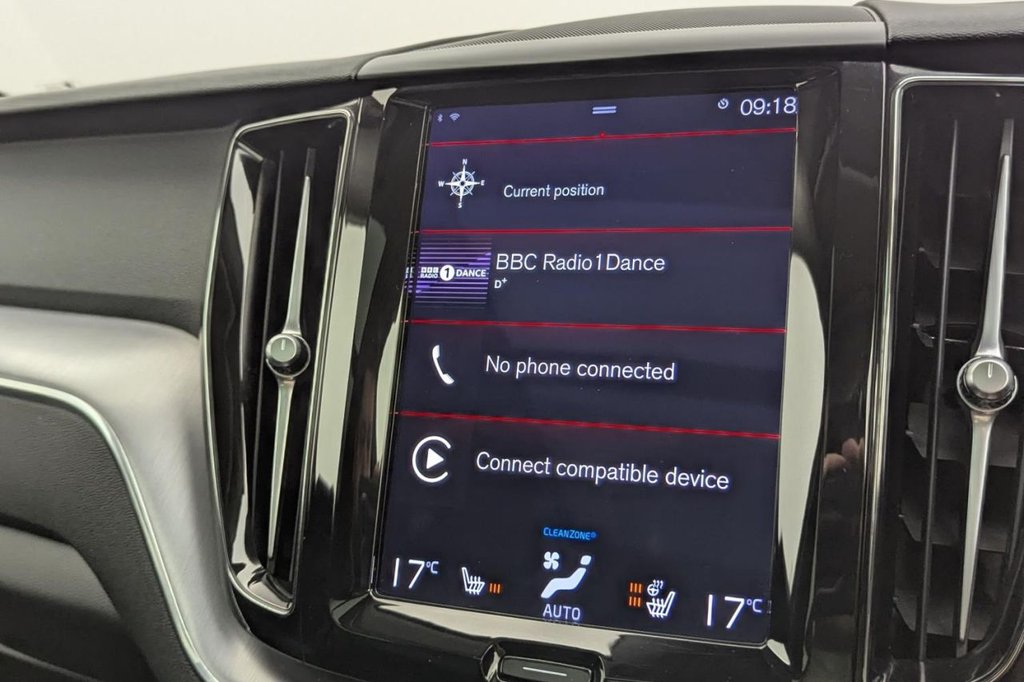 USED 2021 21 VOLVO XC60 2.0h T6 Recharge 11.6kWh Inscription Expression SUV 5dr Petrol Plug-in Hybrid Auto AWD Euro 6 (s/s) (340 ps) 4WD, Pan Roof, Sat Nav