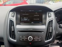 USED 2016 16 FORD FOCUS 1.0T EcoBoost Zetec Hatchback 5dr Petrol Auto Euro 6 (s/s) (125 ps) FULL SERVICE HIST - NAVIGATION
