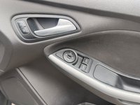 USED 2016 16 FORD FOCUS 1.0T EcoBoost Zetec Hatchback 5dr Petrol Auto Euro 6 (s/s) (125 ps) FULL SERVICE HIST - NAVIGATION