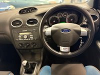 USED 2006 56 FORD FOCUS 2.5 SIV ST Hatchback 5dr Petrol Manual (224 g/km, 221 bhp) 