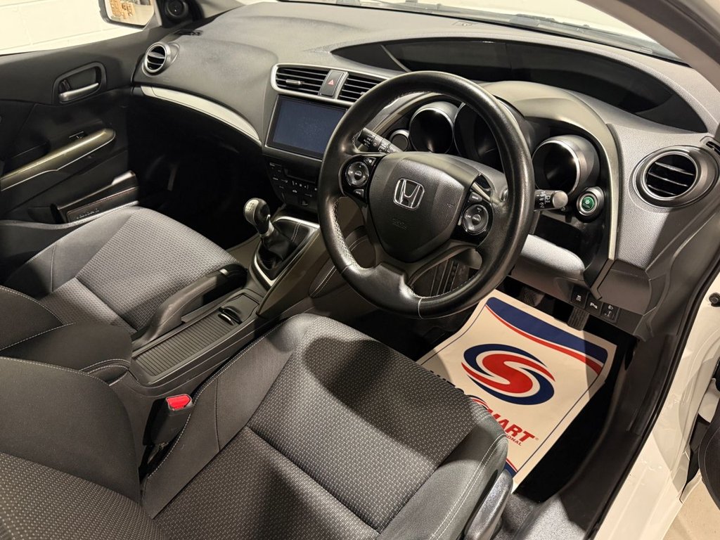 USED 2017 66 HONDA CIVIC 1.4 i-VTEC SE Plus (Navi) Hatchback 5dr Petrol Manual Euro 6 (s/s) (100 ps) 