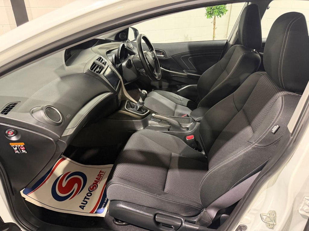 USED 2017 66 HONDA CIVIC 1.4 i-VTEC SE Plus (Navi) Hatchback 5dr Petrol Manual Euro 6 (s/s) (100 ps) 