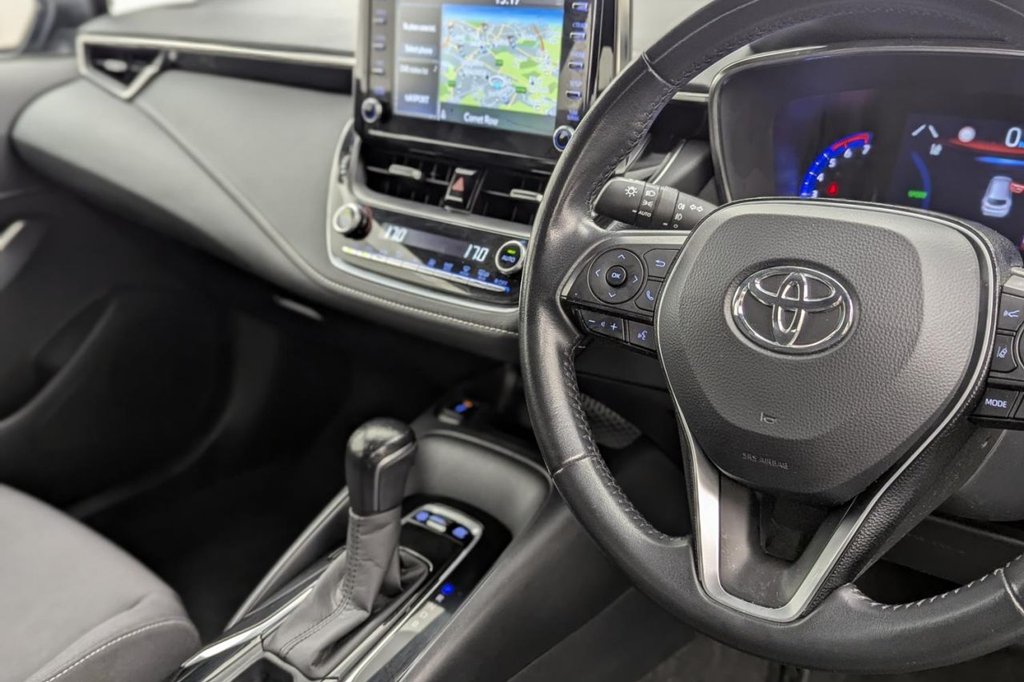 USED 2021 21 TOYOTA COROLLA 1.8 VVT-h GPF Icon Tech Touring Sports 5dr Petrol Hybrid CVT Euro 6 (s/s) (122 ps) Sat Nav, Camera, Park Assist