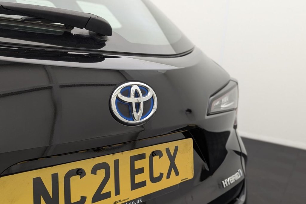 USED 2021 21 TOYOTA COROLLA 1.8 VVT-h GPF Icon Tech Touring Sports 5dr Petrol Hybrid CVT Euro 6 (s/s) (122 ps) Sat Nav, Camera, Park Assist