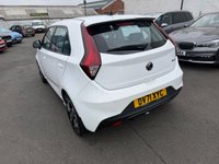 USED 2022 71 MG MG3 1.5 VTi-TECH Exclusive Nav Hatchback 5dr Petrol Manual Euro 6 (s/s) (106 ps) 17000 MILES-SERVICE HISTORY-REVERSE CAMERA-APPLE CAR PLAY-A/C