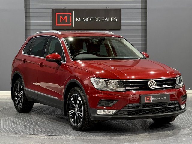 2016 VOLKSWAGEN TIGUAN 2.0 TDI BLUEMOTION TECH SE NAVIGATION 2016 60,600 AUTOMATIC 2 LTR RED... photo