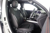 USED 2022 72 MERCEDES-BENZ GLB 1.3 GLB200 AMG Line Night Edition (Premium Plus) 7G-DCT Euro 6 (s/s) 5dr Pan Sunroof, Rev Camera,