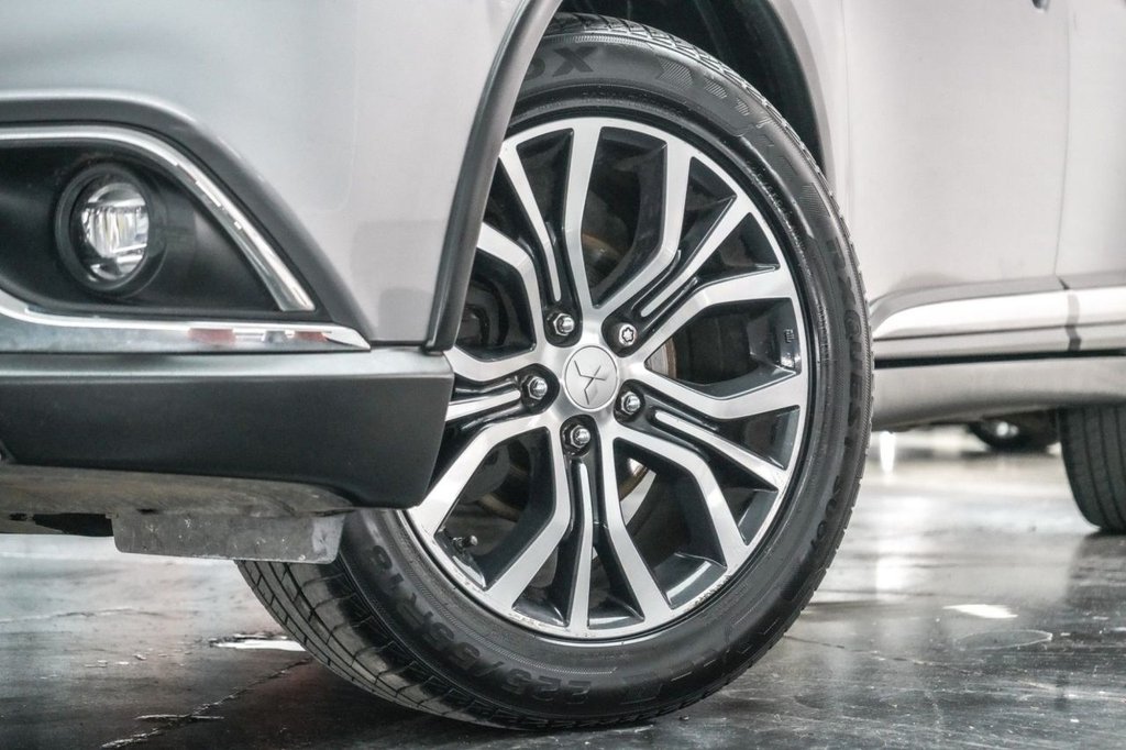 View our MITSUBISHI OUTLANDER