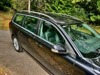 USED 2010 10 VOLVO V70 2.4 D5 SE Estate 5dr Diesel Geartronic Euro 5 (205 ps) RETIRED GENTLEMAN OWNER SINCE FEB 2015//X18 SERVICE HISTORY STAMPS //CAMBELT RENEWED @76,000 MILES//FULL BLACK LEATHER HEATED SEATS//CRUISE CONTROL//HEADLIGHT WASHERS//ROOF-RAILS\\\\PART EXCHANGE TO CLEAR\\\\ (205 ps) RETIRED GENTLEMAN OWNER SINCE FEB 2015//X18 SERVICE HISTORY STAMPS //CAMBELT RENEWED @76,000 MILES//FULL BLACK LEATHER HEATED SEATS//CRUISE CONTROL//HEADLIGHT WASHERS//ROOF-RAILS//PART EXCHANGE TO CLEAR