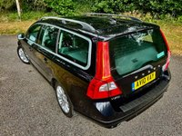 USED 2010 10 VOLVO V70 2.4 D5 SE Estate 5dr Diesel Geartronic Euro 5 (205 ps) RETIRED GENTLEMAN OWNER SINCE FEB 2015//X18 SERVICE HISTORY STAMPS //CAMBELT RENEWED @76,000 MILES//FULL BLACK LEATHER HEATED SEATS//CRUISE CONTROL//HEADLIGHT WASHERS//ROOF-RAILS\\\\PART EXCHANGE TO CLEAR\\\\ (205 ps) RETIRED GENTLEMAN OWNER SINCE FEB 2015//X18 SERVICE HISTORY STAMPS //CAMBELT RENEWED @76,000 MILES//FULL BLACK LEATHER HEATED SEATS//CRUISE CONTROL//HEADLIGHT WASHERS//ROOF-RAILS//PART EXCHANGE TO CLEAR