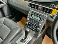 USED 2010 10 VOLVO V70 2.4 D5 SE Estate 5dr Diesel Geartronic Euro 5 (205 ps) RETIRED GENTLEMAN OWNER SINCE FEB 2015//X18 SERVICE HISTORY STAMPS //CAMBELT RENEWED @76,000 MILES//FULL BLACK LEATHER HEATED SEATS//CRUISE CONTROL//HEADLIGHT WASHERS//ROOF-RAILS\\\\PART EXCHANGE TO CLEAR\\\\ (205 ps) RETIRED GENTLEMAN OWNER SINCE FEB 2015//X18 SERVICE HISTORY STAMPS //CAMBELT RENEWED @76,000 MILES//FULL BLACK LEATHER HEATED SEATS//CRUISE CONTROL//HEADLIGHT WASHERS//ROOF-RAILS//PART EXCHANGE TO CLEAR