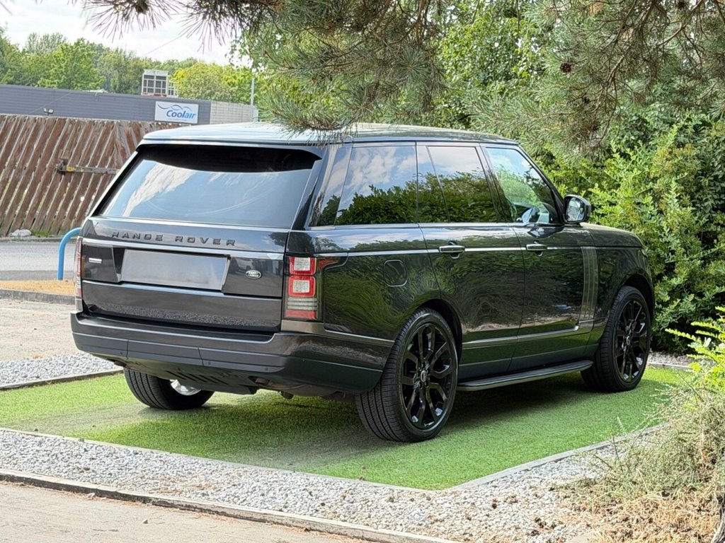 USED 2013 63 LAND ROVER RANGE ROVER 4.4 SD V8 Autobiography SUV 5dr Diesel Auto 4WD Euro 5 (339 ps) FSH, 2KEYS, R/ENTERTAINMENT