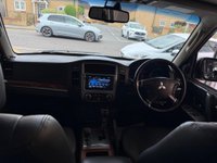 USED 2014 14 MITSUBISHI SHOGUN 3.2 DI-DC SG3 Auto 4WD Euro 5 5dr LWB FULL SERVICE HISTORY