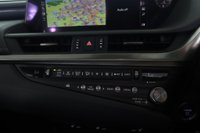 USED 2021 21 LEXUS ES 2.5 300h E-CVT Euro 6 (s/s) 4dr Sunroof, Reverse Camera,