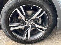 USED 2020 70 VOLVO XC40 1.5 T3 R-Design Auto Euro 6 (s/s) 5dr Glass roof - only 15900 miles