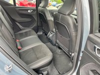 USED 2020 70 VOLVO XC40 1.5 T3 R-Design Auto Euro 6 (s/s) 5dr Glass roof - only 15900 miles