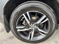 USED 2020 70 VOLVO XC40 1.5 T3 R-Design Auto Euro 6 (s/s) 5dr Glass roof - only 15900 miles