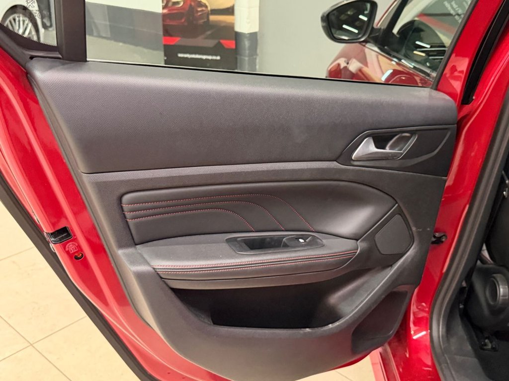 USED 2018 18 PEUGEOT 308 1.2 PureTech GT Line Hatchback 5dr Petrol Manual Euro 6 (s/s) (130 ps) 