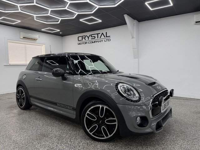 View our MINI Hatch 2.0 Challenge 210 Hatchback 3dr Petrol Manual Euro 6 (s/s) (210 ps)