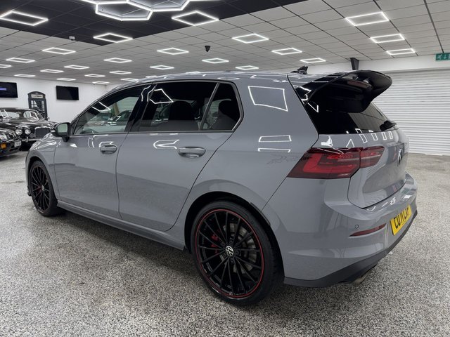 View our VOLKSWAGEN GOLF