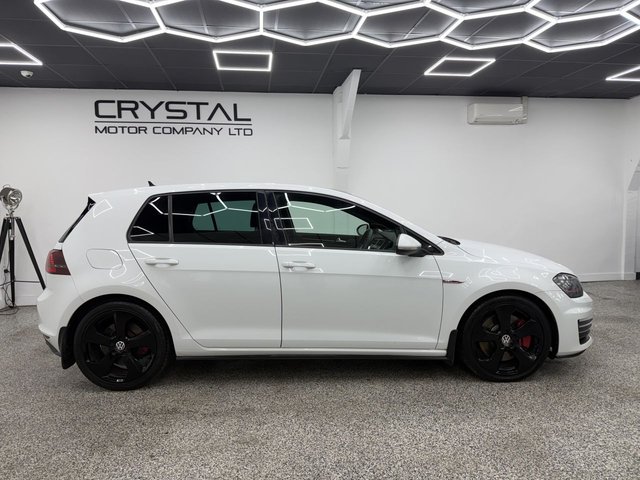 View our VOLKSWAGEN GOLF