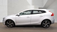 USED 2018 68 VOLVO V40 1.5 T3 GPF R-Design Pro Hatchback 5dr Petrol Auto Euro 6 (s/s) (152 ps) 