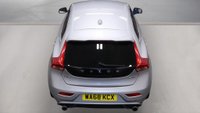 USED 2018 68 VOLVO V40 1.5 T3 GPF R-Design Pro Hatchback 5dr Petrol Auto Euro 6 (s/s) (152 ps) 