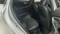 USED 2018 68 VOLVO V40 1.5 T3 GPF R-Design Pro Hatchback 5dr Petrol Auto Euro 6 (s/s) (152 ps) 