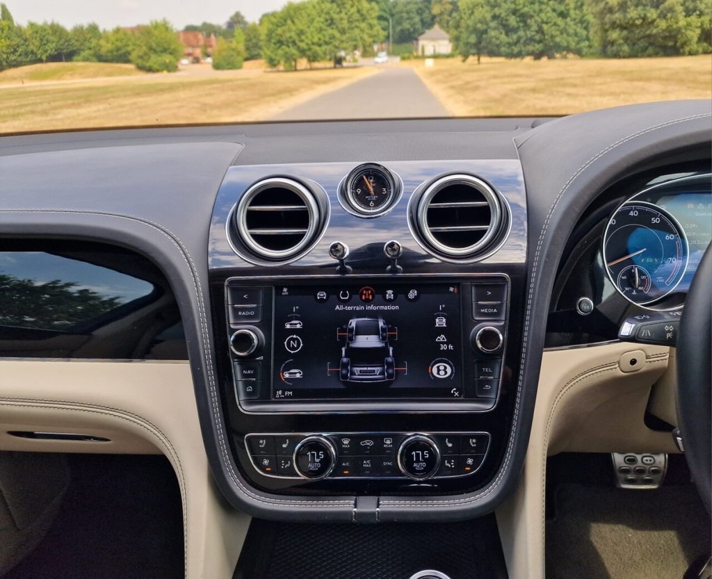 USED 2016 16 BENTLEY BENTAYGA 6.0 W12 SUV 5dr Petrol Auto 4WD Euro 6 (s/s) (608 ps) FINANCE AVAILABLE