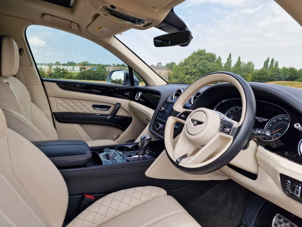 USED 2016 16 BENTLEY BENTAYGA 6.0 W12 SUV 5dr Petrol Auto 4WD Euro 6 (s/s) (608 ps) FINANCE AVAILABLE