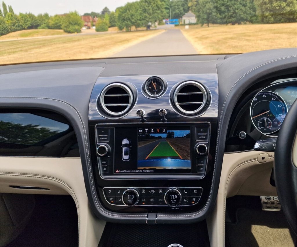 USED 2016 16 BENTLEY BENTAYGA 6.0 W12 SUV 5dr Petrol Auto 4WD Euro 6 (s/s) (608 ps) FINANCE AVAILABLE