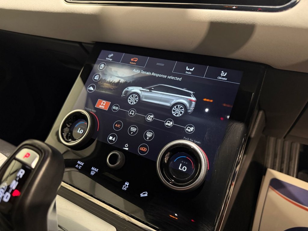 USED 2019 69 LAND ROVER RANGE ROVER EVOQUE 2.0 D180 R-Dynamic SE SUV 5dr Diesel Auto 4WD Euro 6 (s/s) (180 ps) 