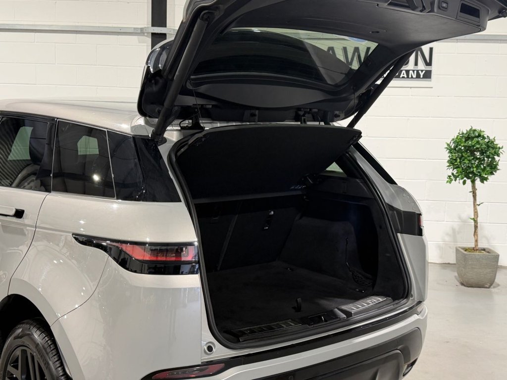 USED 2019 69 LAND ROVER RANGE ROVER EVOQUE 2.0 D180 R-Dynamic SE SUV 5dr Diesel Auto 4WD Euro 6 (s/s) (180 ps) 