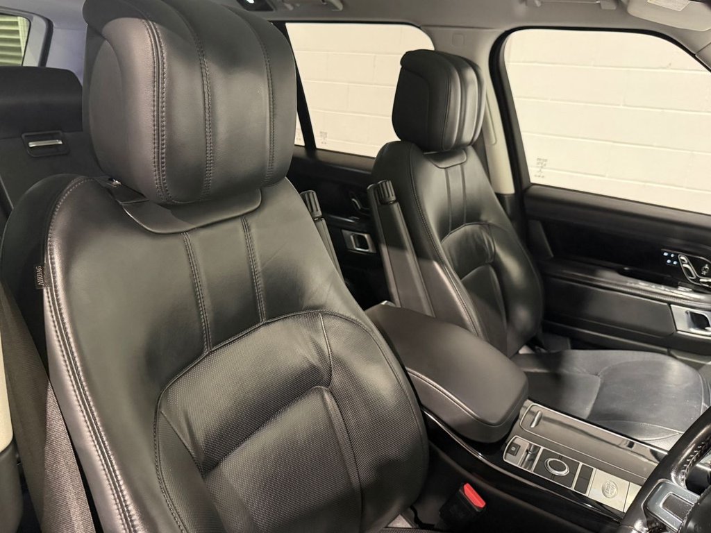 USED 2018 68 LAND ROVER RANGE ROVER 3.0 SD V6 Vogue SE SUV 5dr Diesel Auto 4WD Euro 6 (s/s) (275 ps) 