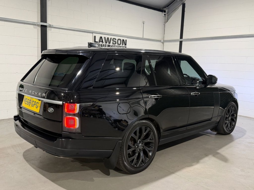 USED 2018 68 LAND ROVER RANGE ROVER 3.0 SD V6 Vogue SE SUV 5dr Diesel Auto 4WD Euro 6 (s/s) (275 ps) 