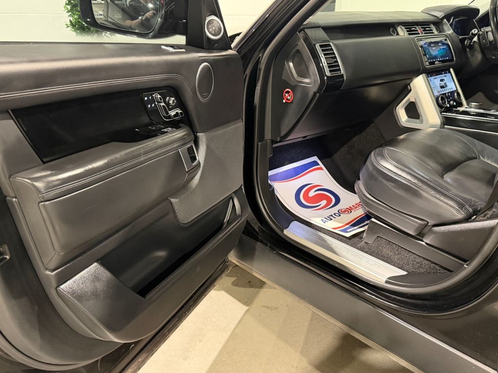 USED 2018 68 LAND ROVER RANGE ROVER 3.0 SD V6 Vogue SE SUV 5dr Diesel Auto 4WD Euro 6 (s/s) (275 ps) 