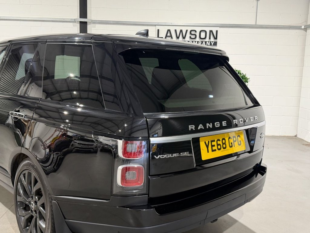 USED 2018 68 LAND ROVER RANGE ROVER 3.0 SD V6 Vogue SE SUV 5dr Diesel Auto 4WD Euro 6 (s/s) (275 ps) 