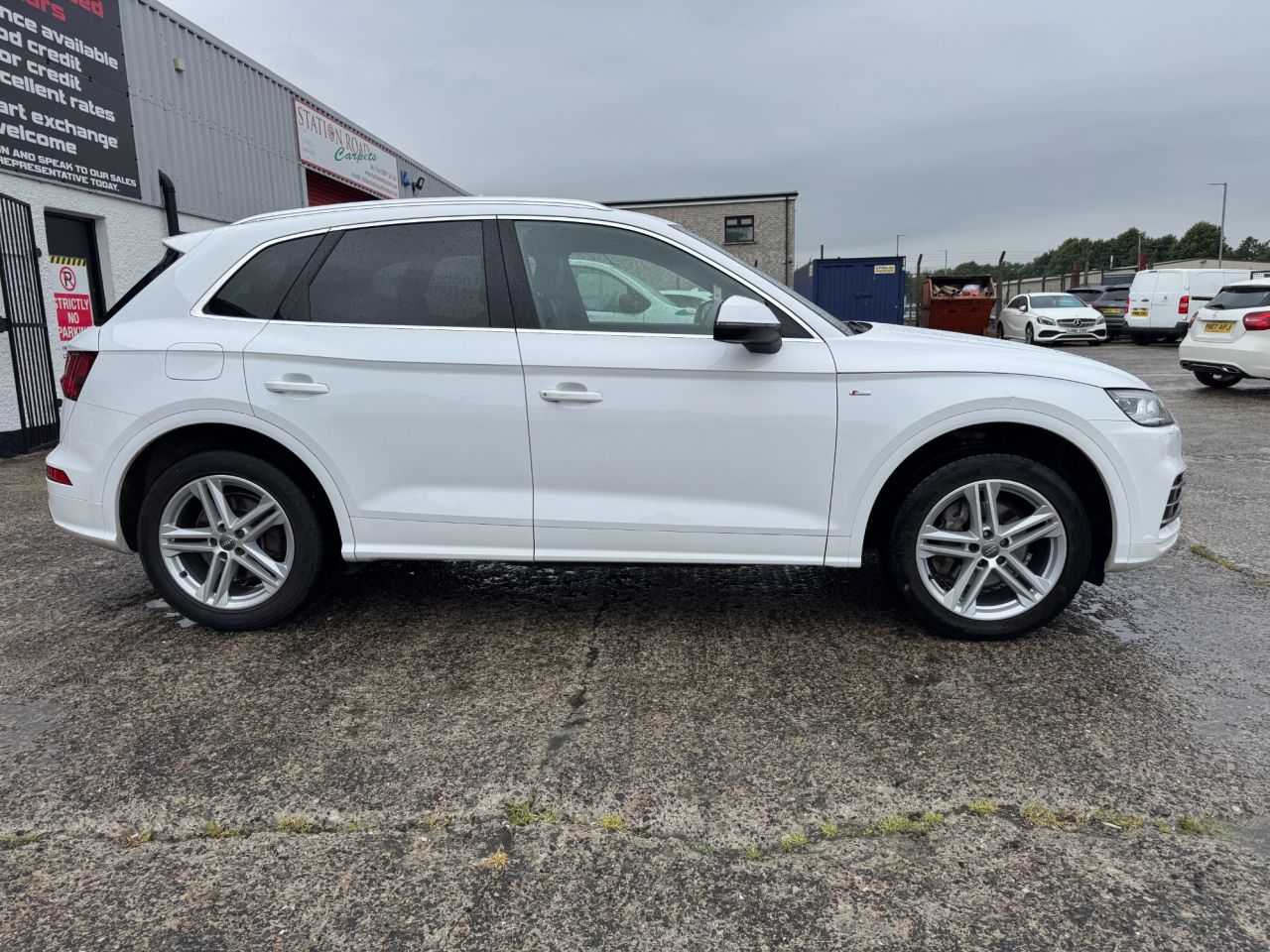 2018 AUDI Q5 S Line - vehicle photo 10 for sale on PureCar