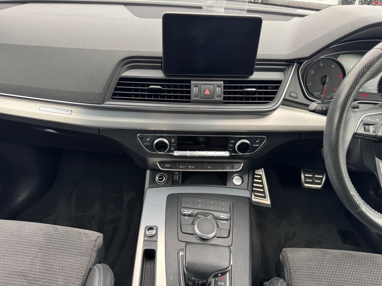2018 AUDI Q5 S Line - vehicle photo 19 for sale on PureCar