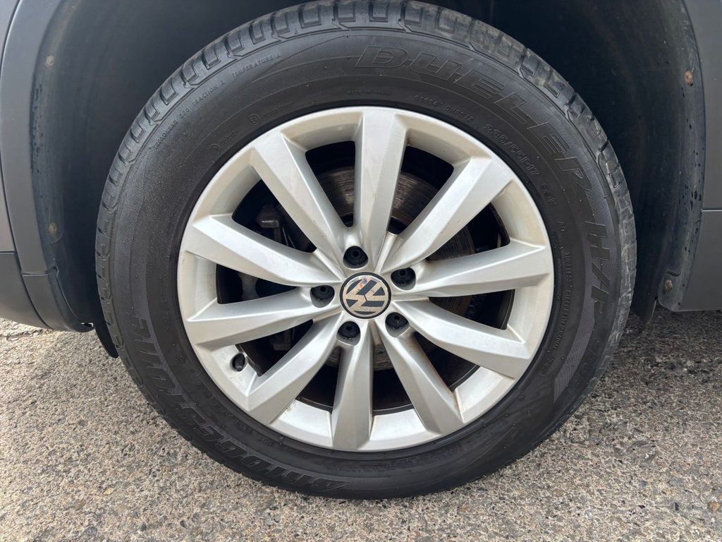 2014 Volkswagen Tiguan — image 15