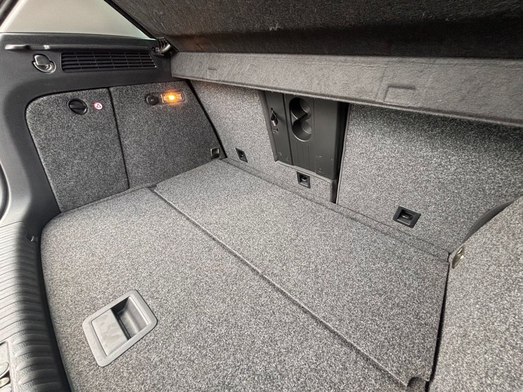 2014 Volkswagen Tiguan — image 34