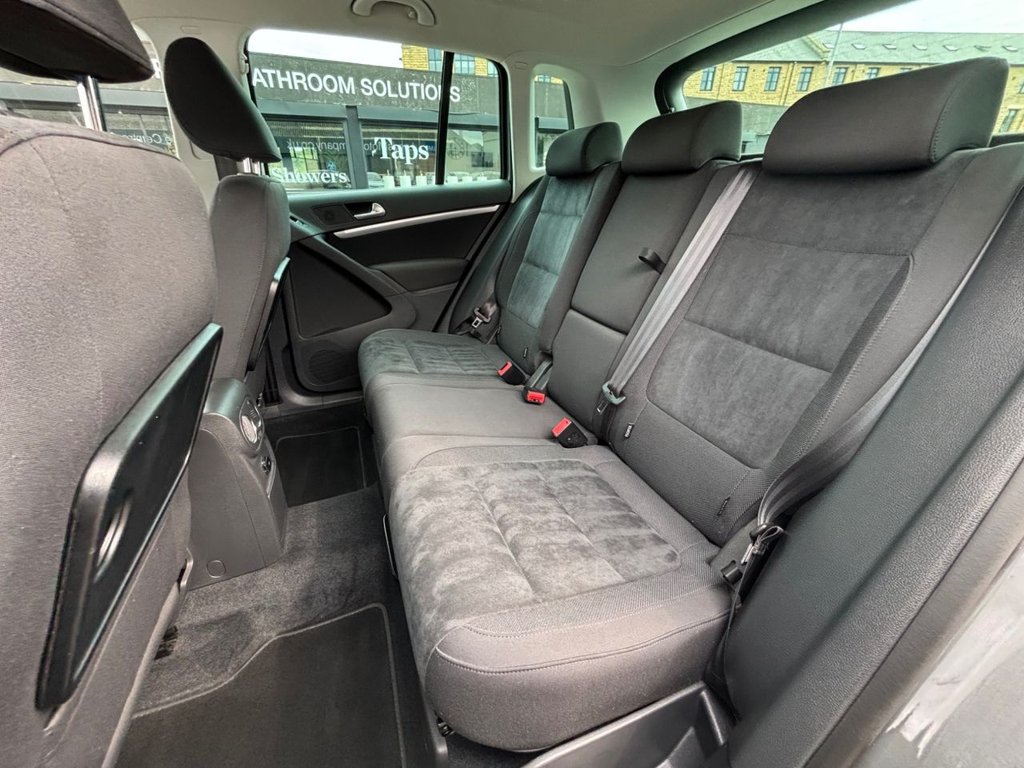 2014 Volkswagen Tiguan — image 39